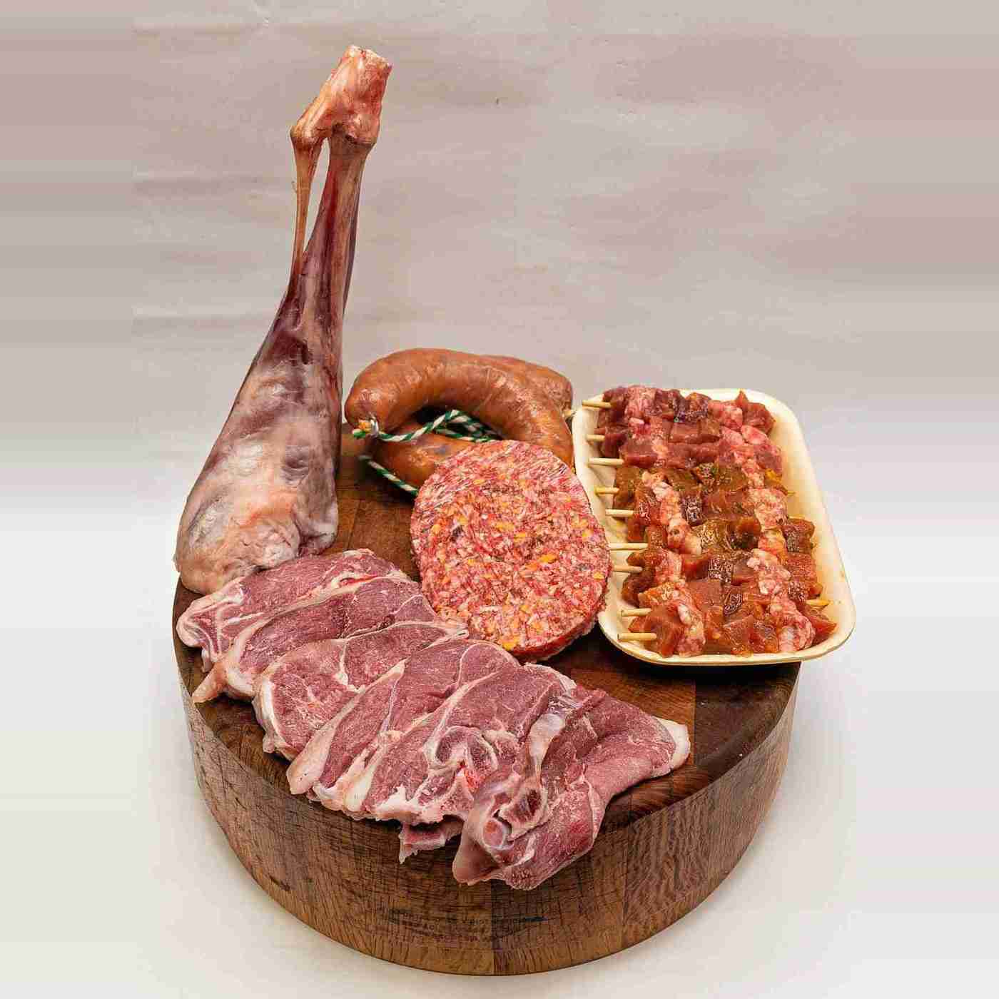 Pack de barbacoa #PUPURRY LOVER: pierna de cordero DO Navarra, minipinchos, chorizos y hamburguesas
